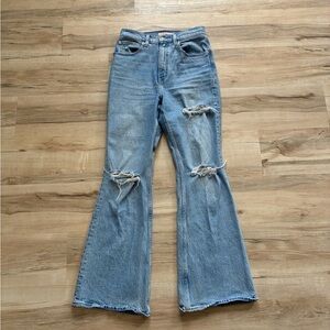 Levi’s 70s High Flare Light Blue Distressed Denim Jeans - Women